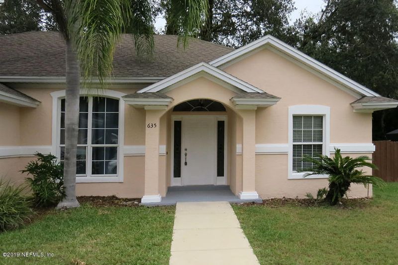 635 Aleida Dr, St Augustine, FL 32086