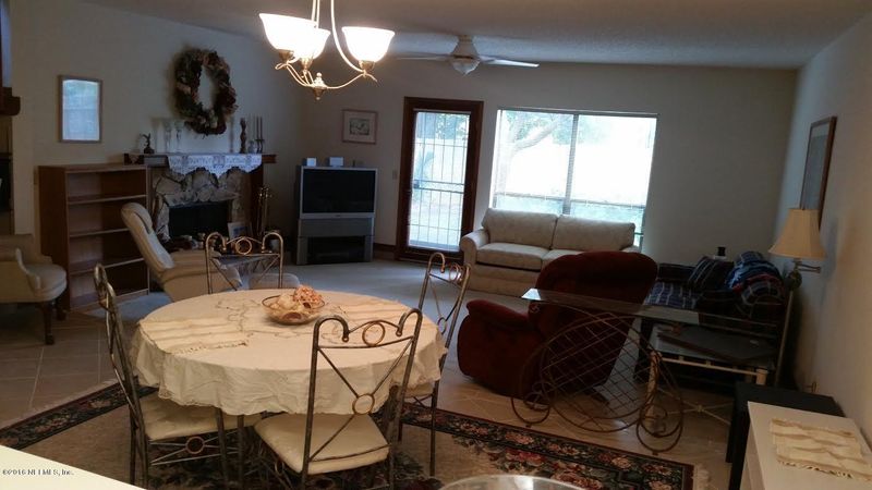 635 Egret Bluff Ln, Jacksonville, FL 32211
