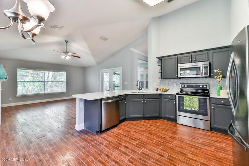 637 Lake Stone Cir, Ponte Vedra Beach, FL 32082