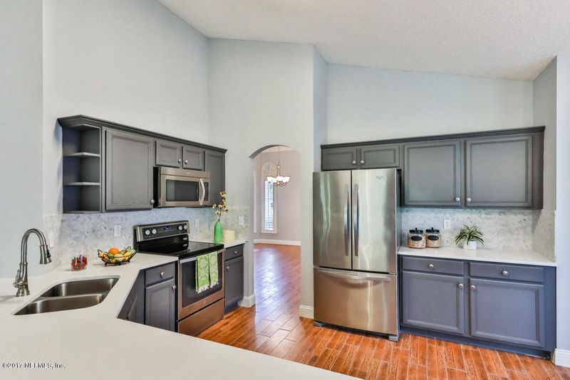 637 Lake Stone Cir, Ponte Vedra Beach, FL 32082
