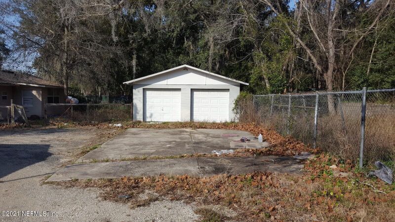 6371 Ricker Rd, Jacksonville, FL 32244