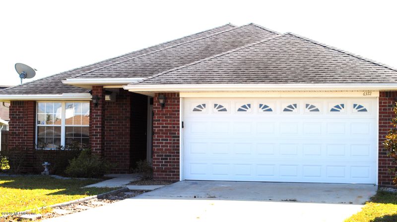 6372 Ironside Dr S, Jacksonville, FL 32244