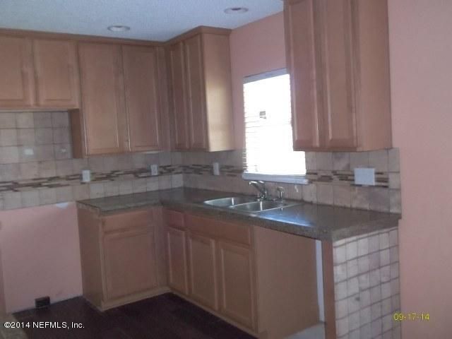 6406 Silk Leaf Ln, Jacksonville, FL 32244