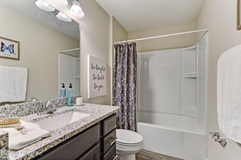 6407 Erma St, Jacksonville, FL 32244