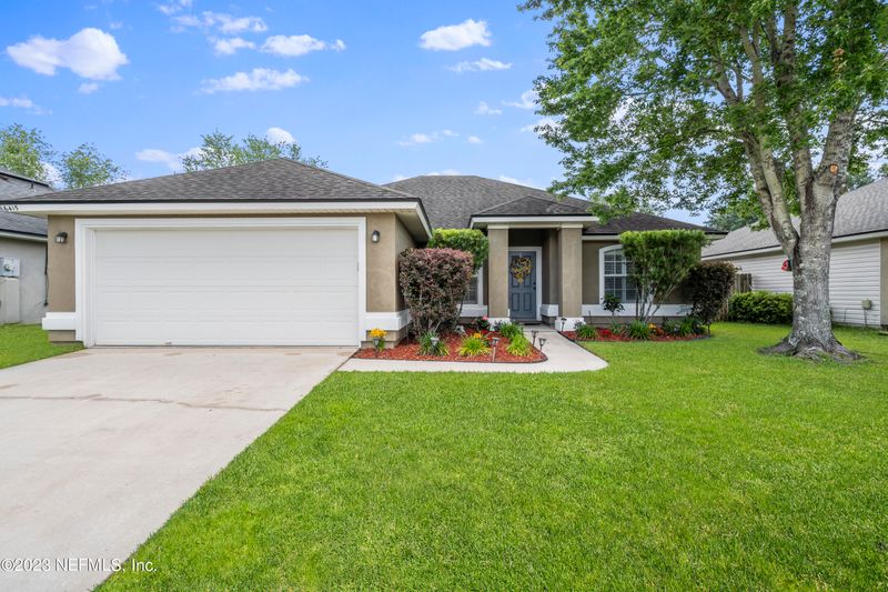 6415 Crimson Leaf Ln, Jacksonville, FL 32244