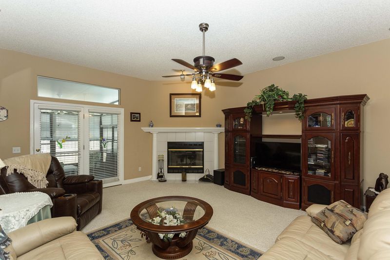 642 Whitfield Rd, Jacksonville, FL 32221