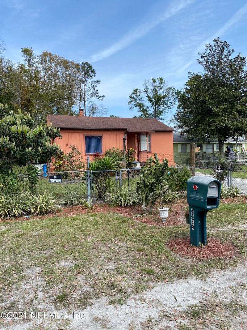 6429 Cordial Dr, Jacksonville, FL 32258