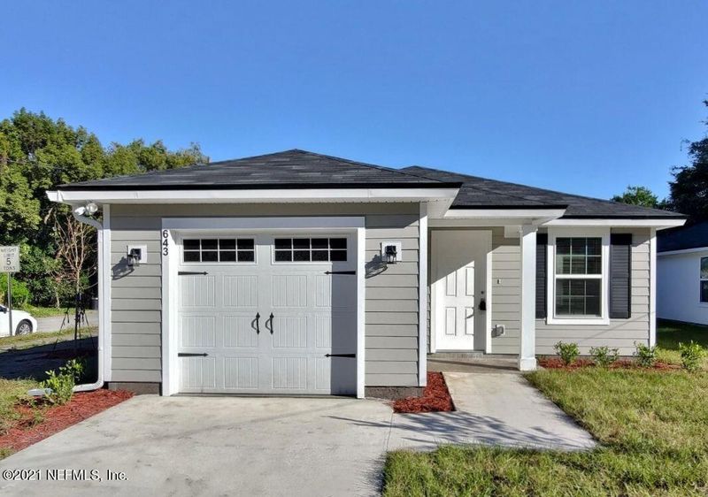 643 63rd St E, Jacksonville, FL 32208