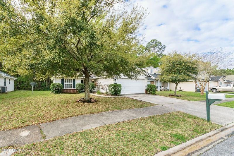 6436 Hannah Stables Dr, Jacksonville, FL 32244