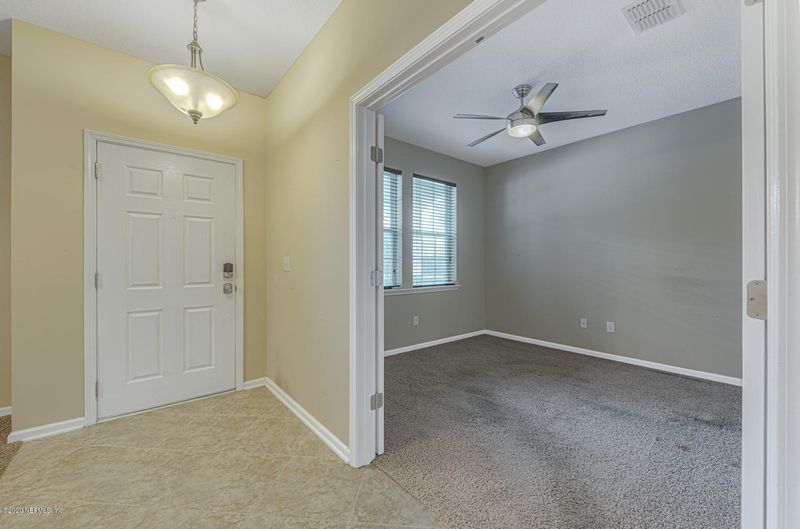 6437 Huntscott Pl, Jacksonville, FL 32258