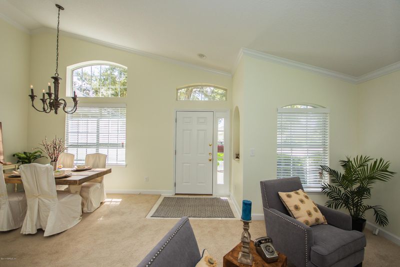 645 Lake Stone Cir, Ponte Vedra Beach, FL 32082
