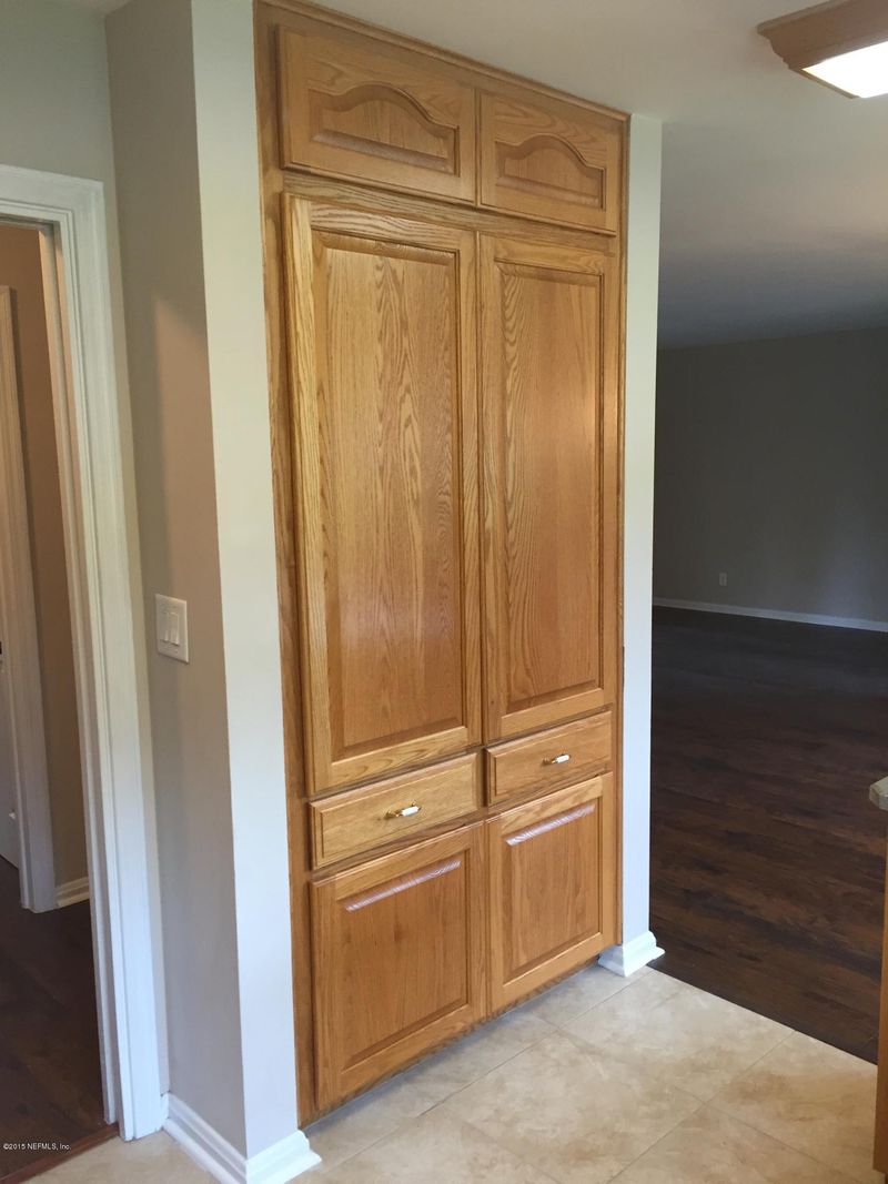 645 Matterhorn Rd, Jacksonville, FL 32216