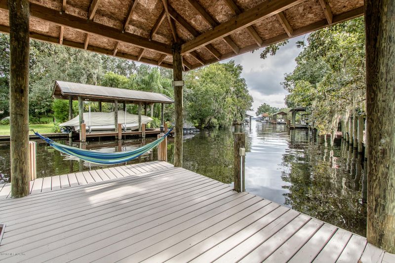 6455 River Point Dr, Fleming Island, FL 32003