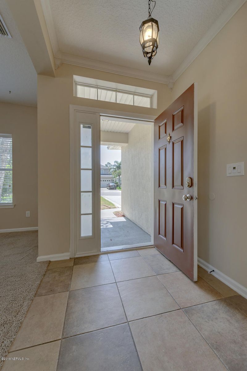 646 Candlebark Dr, Jacksonville, FL 32225