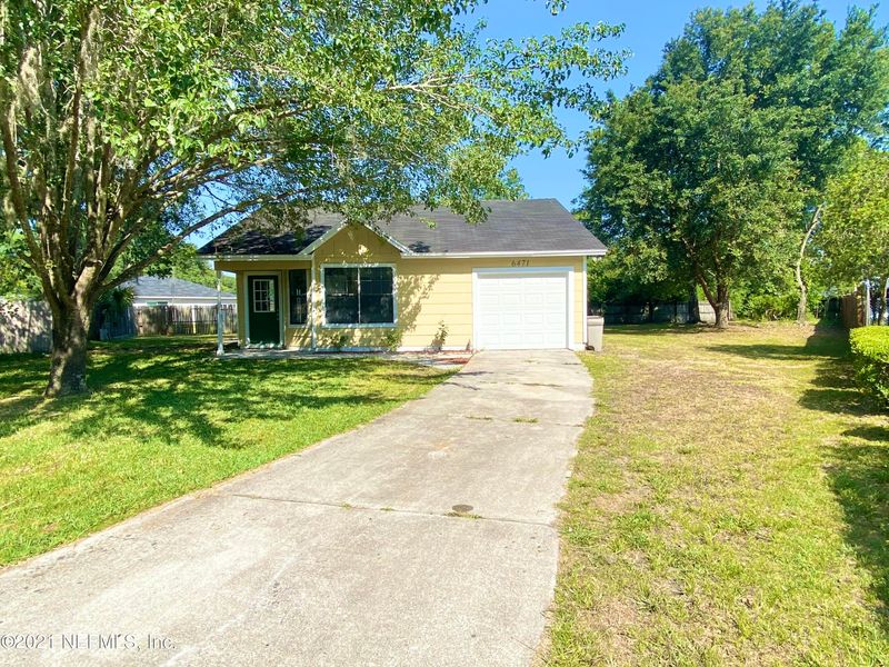 6471 Sable Woods Dr E, Jacksonville, FL 32244