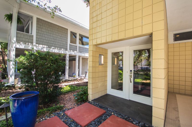 65 19th St, Atlantic Beach, FL 32233