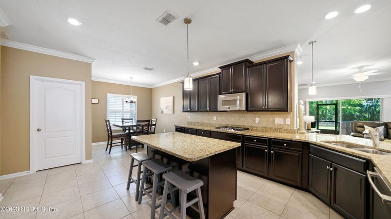 65 Athens Dr, St Augustine, FL 32092