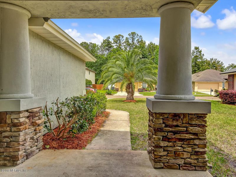 651 Spanish Wells Rd, Jacksonville, FL 32218