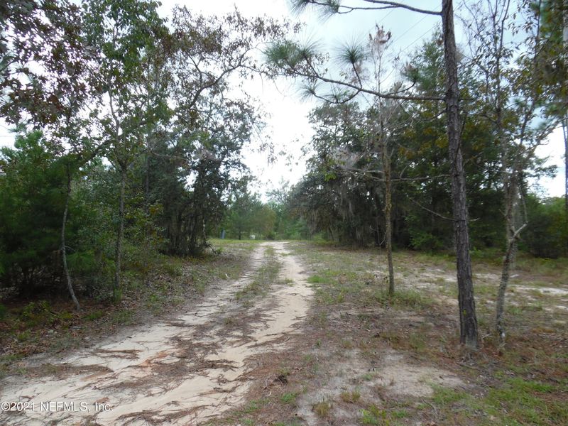 6520 Wolverine Ln, Keystone Heights, FL 32656