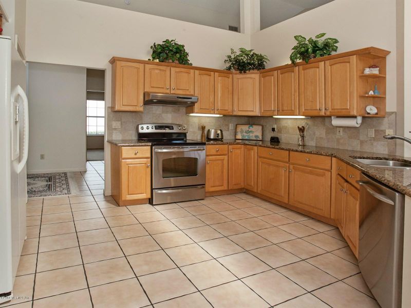6521 Burnham Cir, Ponte Vedra Beach, FL 32082