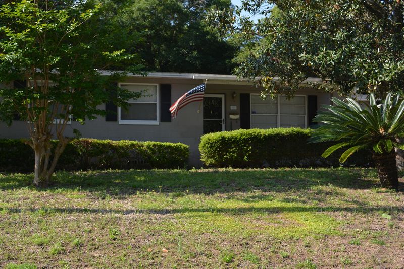 6524 Ector Pl, Jacksonville, FL 32211