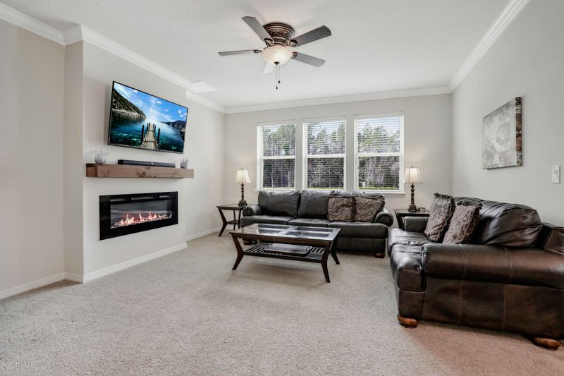 653 Broomsedge Cir, St Augustine, FL 32095