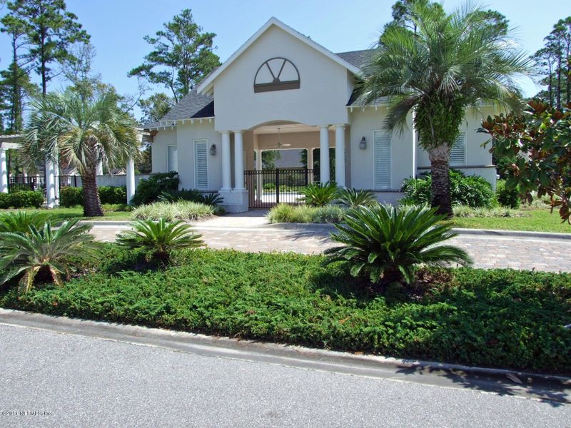 653 Santa Maria Dr, Fernandina Beach, FL 32034