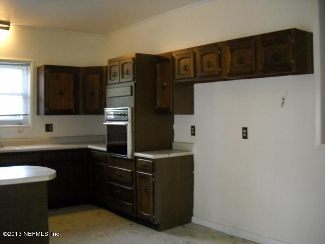 6537 Ned Dr, Jacksonville, FL 32216