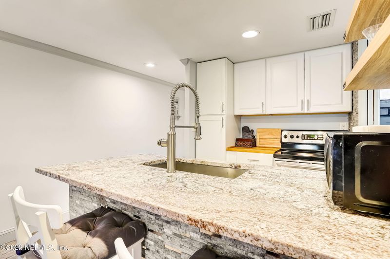 654 Summer Pl, Ponte Vedra Beach, FL 32082