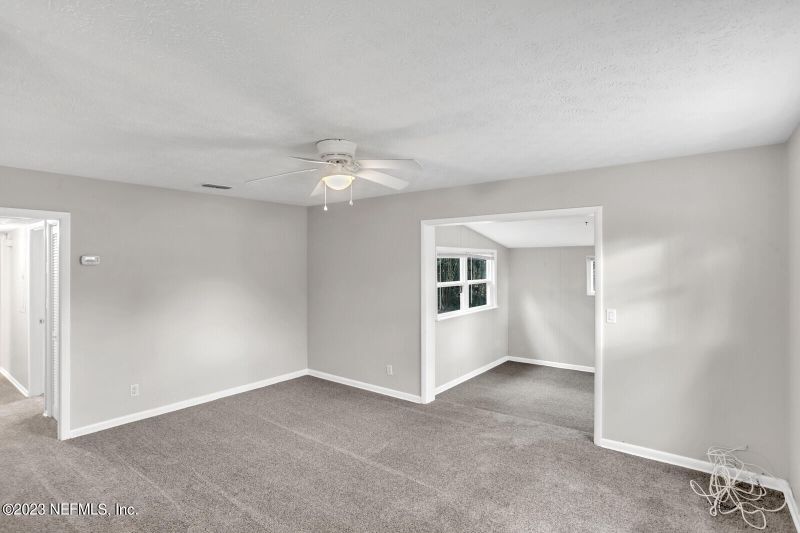 6541 Cooper Ln, Jacksonville, FL 32210