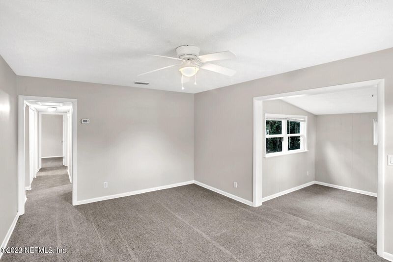 6541 Cooper Ln, Jacksonville, FL 32210