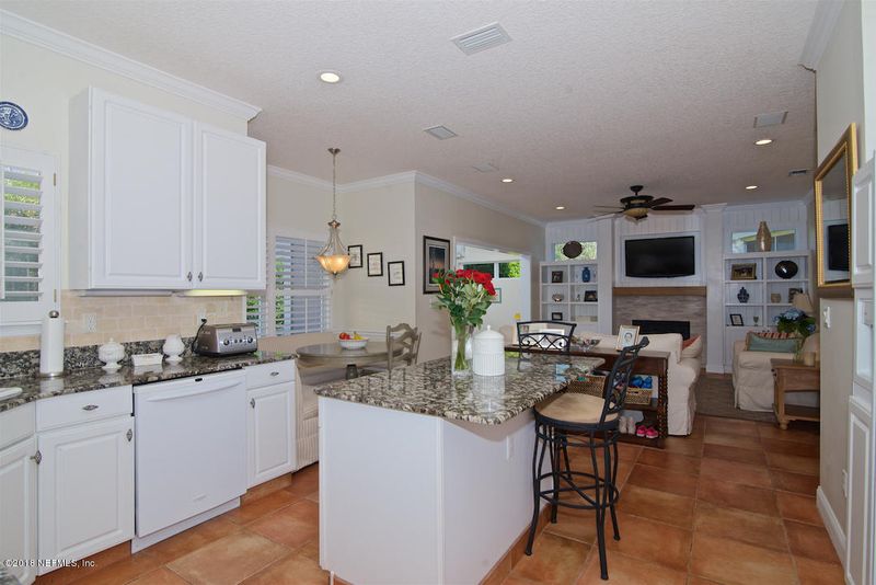 6546 Burnham Cir, Ponte Vedra Beach, FL 32082