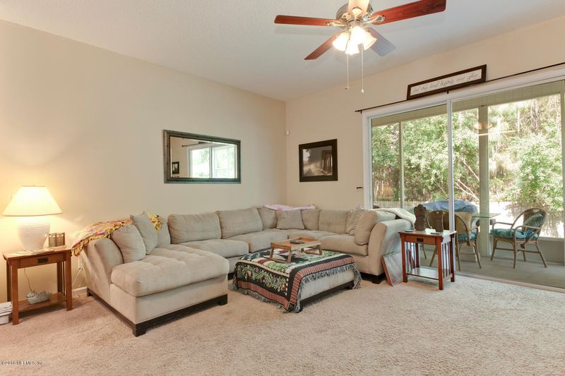 655 Sid Dr, Jacksonville, FL 32218