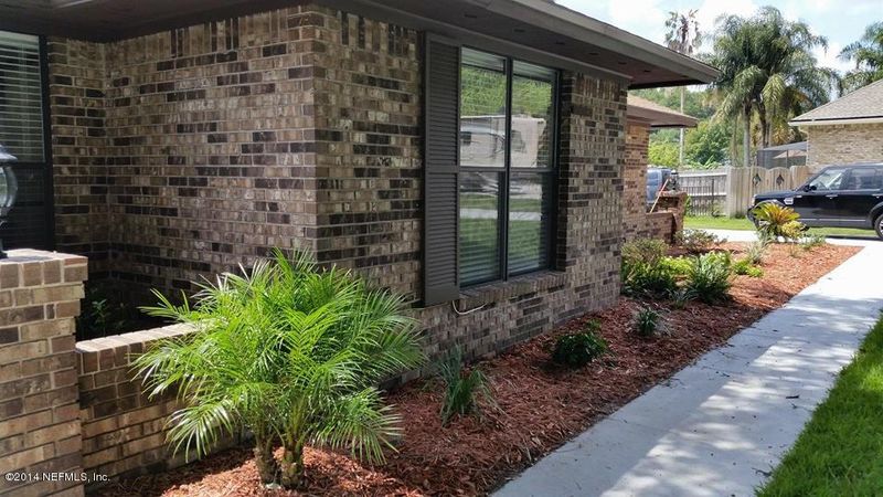 6553 River Point Dr, Fleming Island, FL 32003