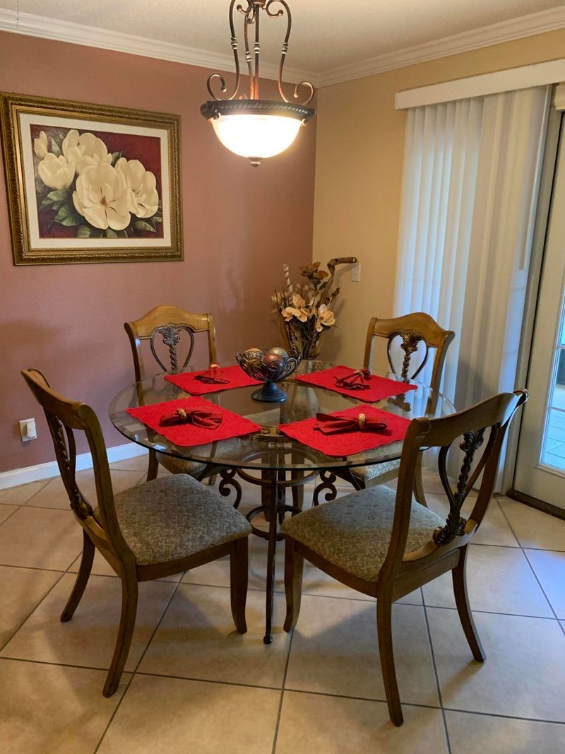6561 Mission Ct #7, Jacksonville, FL 32217