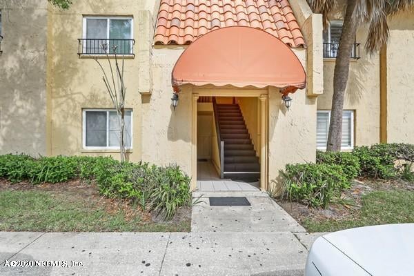 6561 Mission Ct #8, Jacksonville, FL 32217