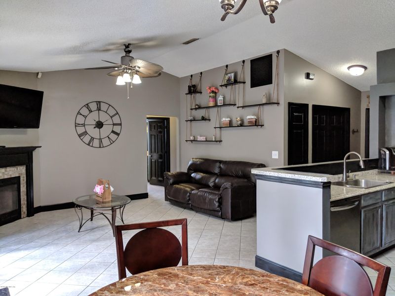6584 Big Stone Dr, Jacksonville, FL 32244