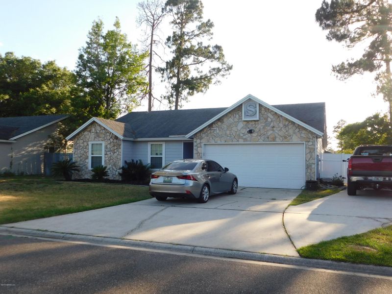 6596 W Arancio Dr, Jacksonville, FL 32244