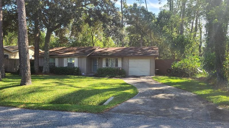 6606 Bennett Rd, Jacksonville, FL 32216