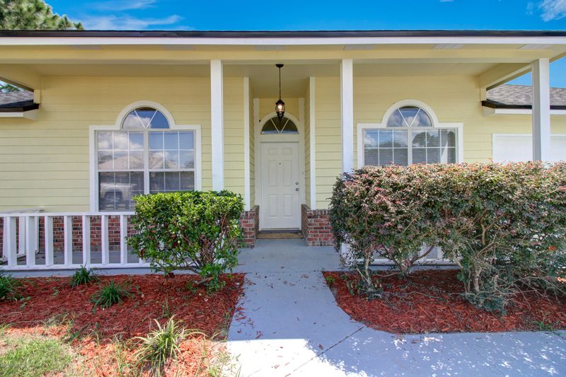 6615 Delta Post Dr W, Jacksonville, FL 32244