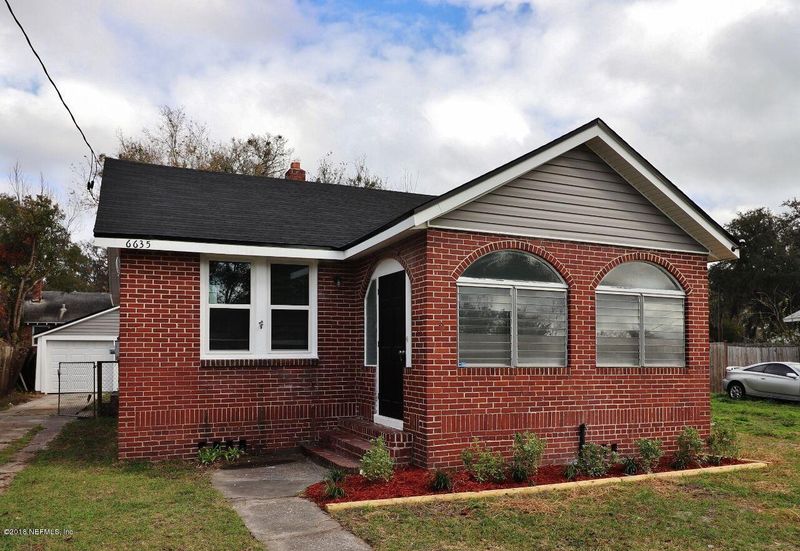 6635 Sunset Dr, Jacksonville, FL 32208