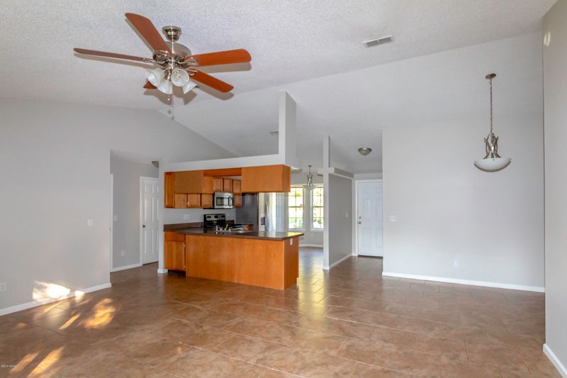 6636 Juniper Creek Dr, Jacksonville, FL 32244
