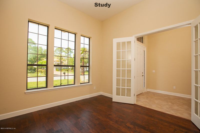 664 Spanish Way E, Fernandina Beach, FL 32034