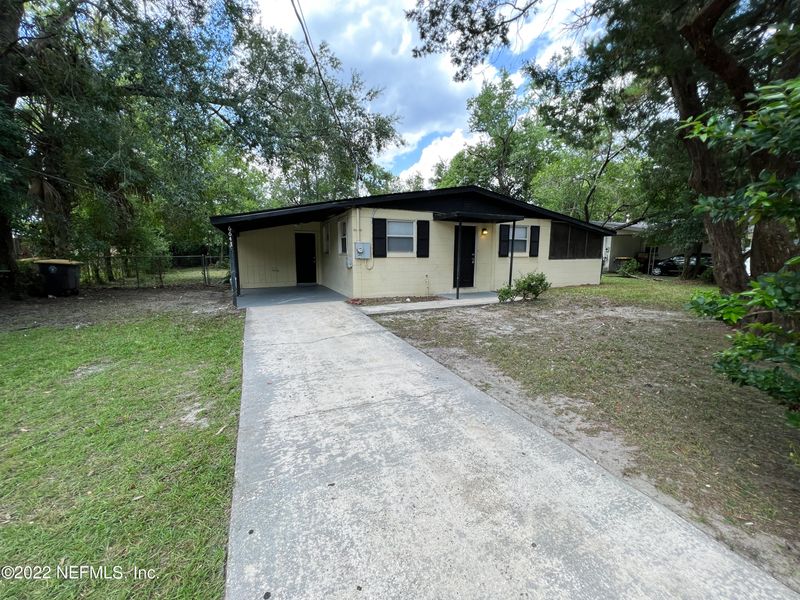6643 Burpee Dr S, Jacksonville, FL 32210