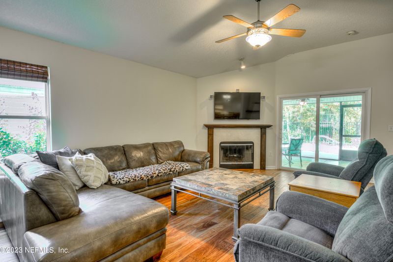 665 Mackenzie Cir, St Augustine, FL 32092