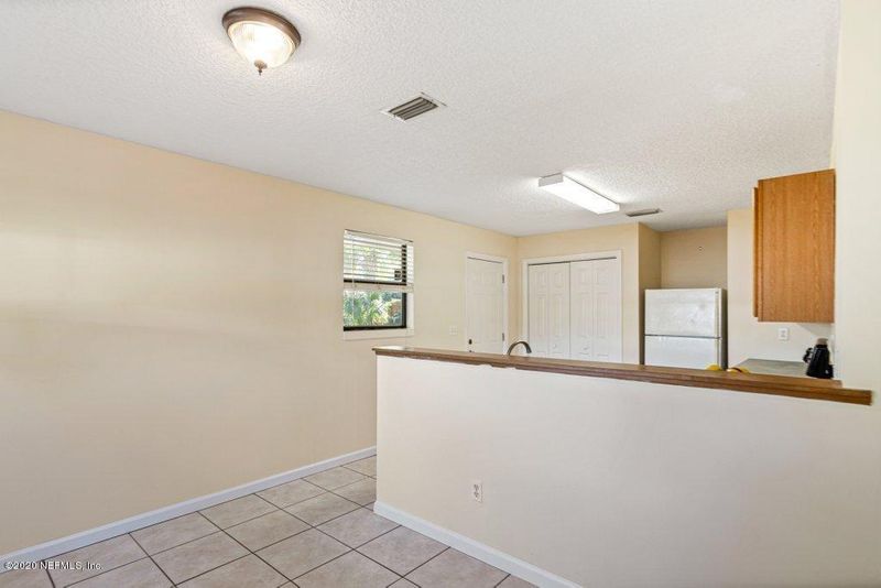 665 Sailfish Dr E, Atlantic Beach, FL 32233