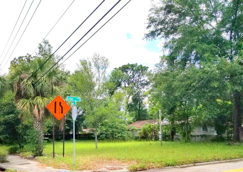 6654 Ector Pl, Jacksonville, FL 32211
