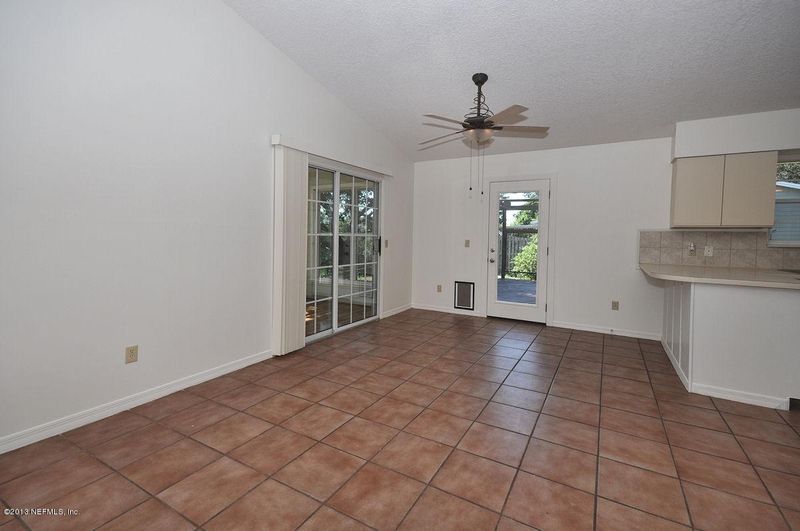6658 Putnam St, St Augustine, FL 32080