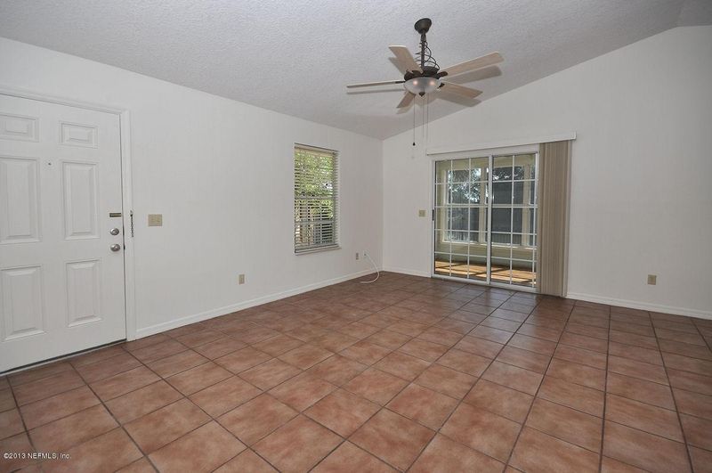 6658 Putnam St, St Augustine, FL 32080