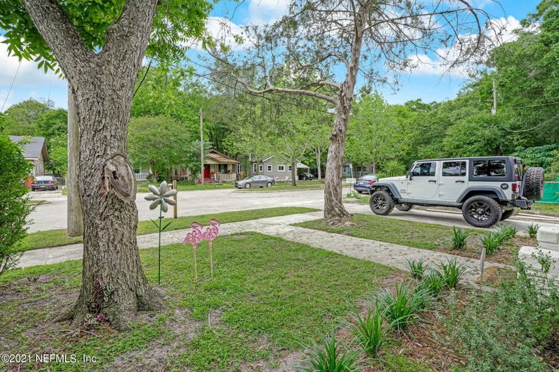 667 Bridal Ave, Jacksonville, FL 32205